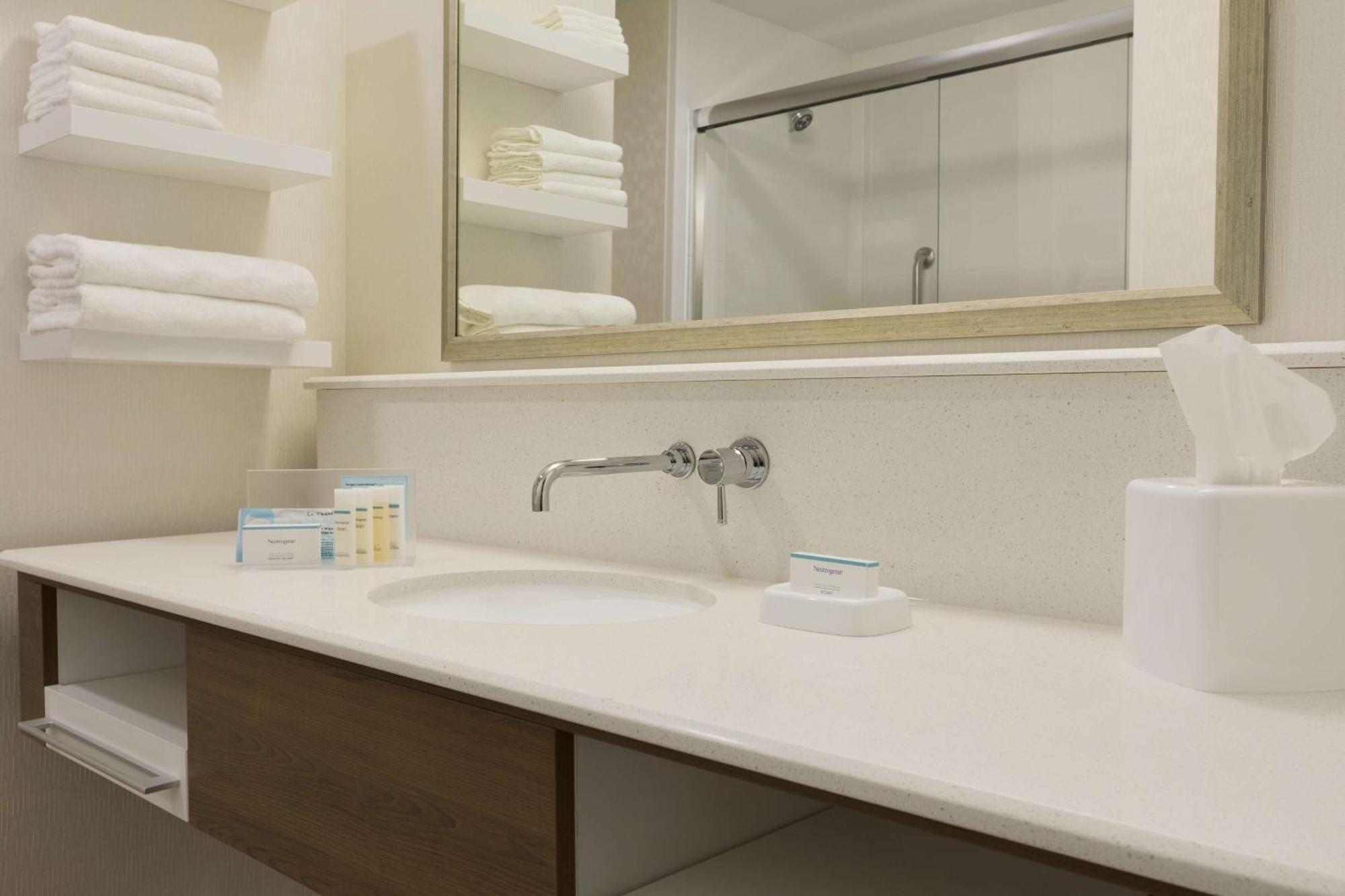 Hampton Inn & Suites Niles/Warren, Oh Bagian luar foto