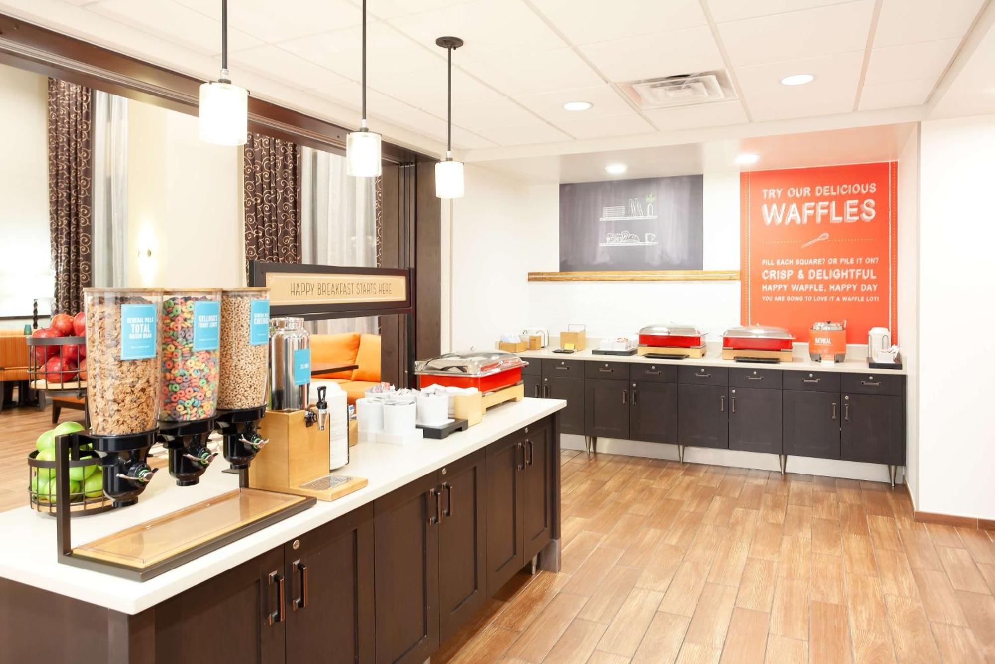 Hampton Inn & Suites Niles/Warren, Oh Bagian luar foto